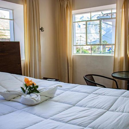 Hotel Los Laureles Calca Екстериор снимка