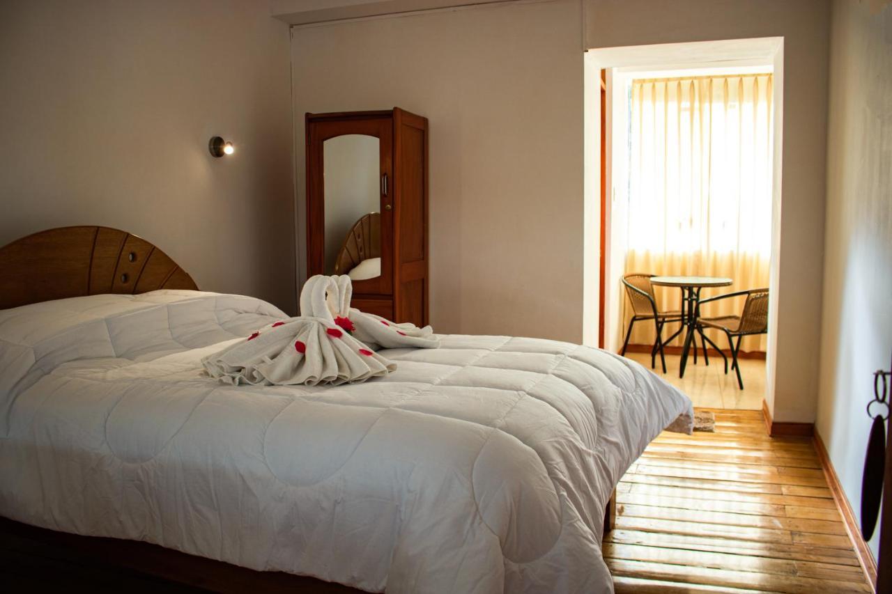 Hotel Los Laureles Calca Екстериор снимка