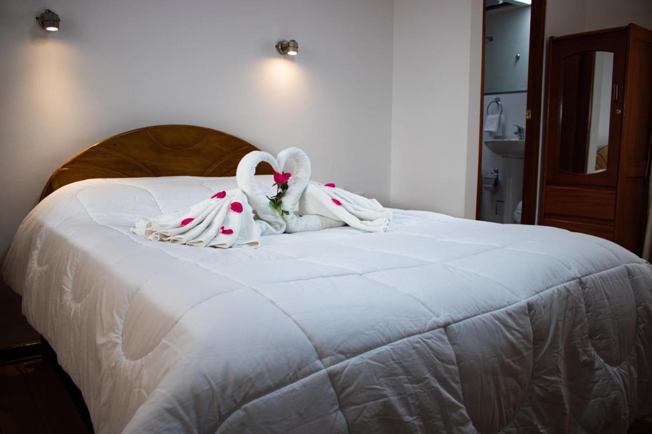 Hotel Los Laureles Calca Екстериор снимка
