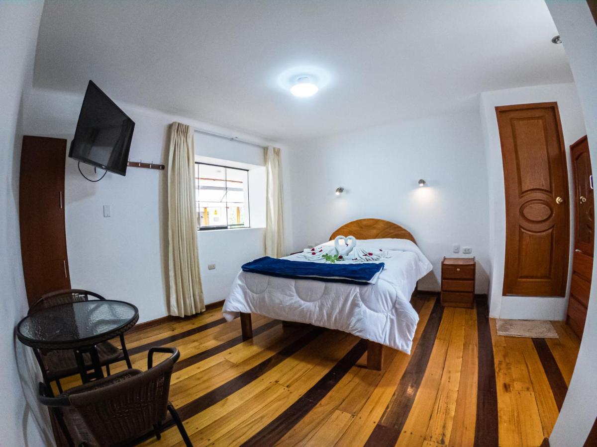 Hotel Los Laureles Calca Екстериор снимка