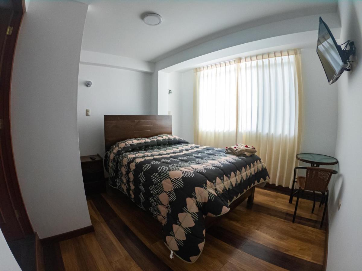 Hotel Los Laureles Calca Екстериор снимка