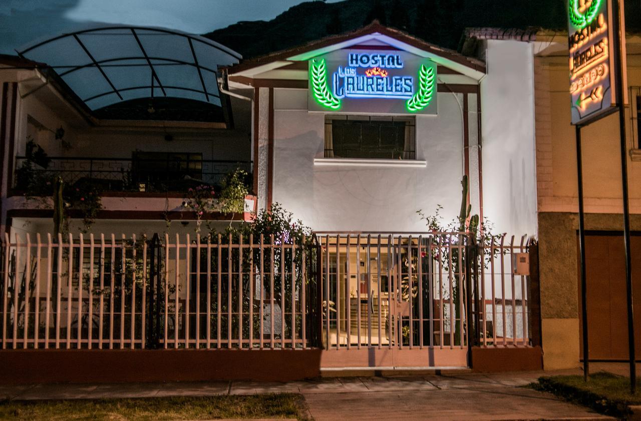 Hotel Los Laureles Calca Екстериор снимка